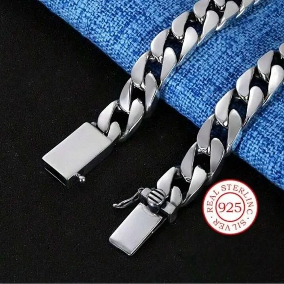 Sterling Silver Chain Bracelet - Picture 5 of 5